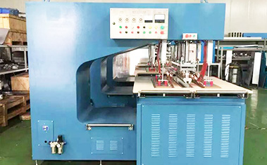 軟體沼氣池高周波熱合機