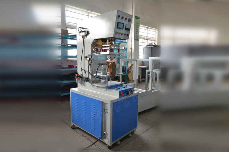 鞋跟高周波壓花機